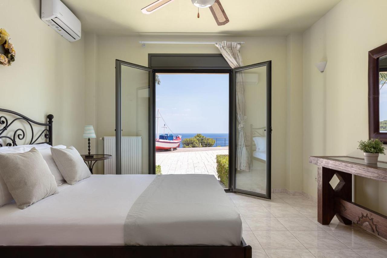 Aphaia Villa & Residences Aegina Ajía Marína Kültér fotó